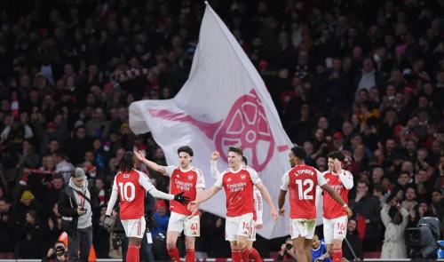 理查兹：要是巴萨半决赛继续踢高位防线，阿森纳会把他们打爆