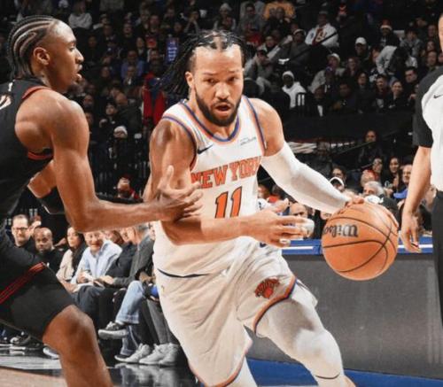 纽约德比14连胜！尼克斯送篮网6连败 唐斯26+15布伦森17+8