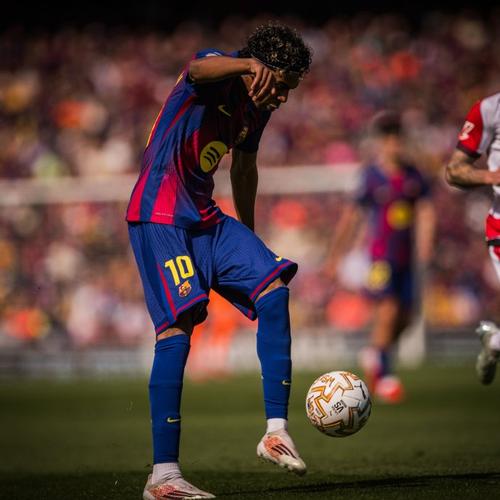 阿劳霍头槌制胜！巴萨1-0联赛5连胜 领先皇马7分