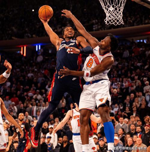 国王126-122险胜篮网，蒙克32分，雷诺22+10，萨拉夫22分