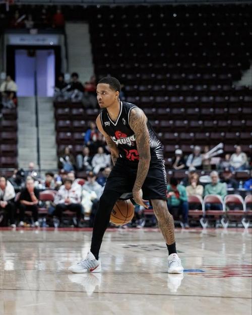 Shams：2017年状元富尔茨重返NBA，与猛龙签下10天短合同