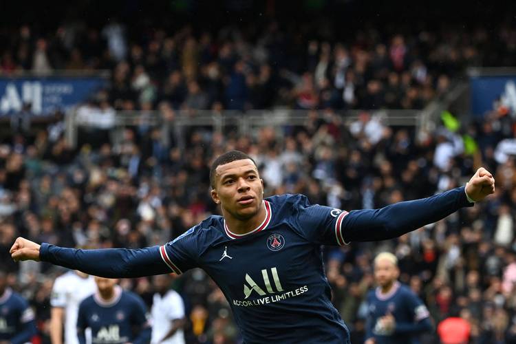 十人法国热身赛2-1巴西！姆巴佩单刀破僵 利物浦9000万神锋建功