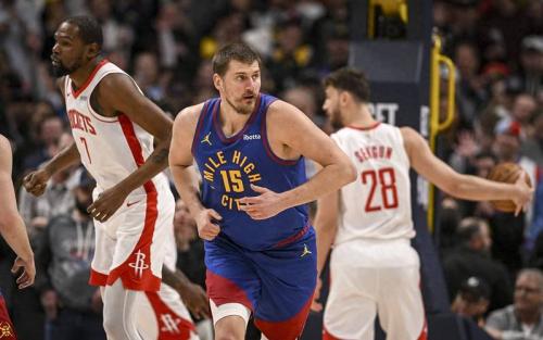 约基奇33+16+12连4场三双!掘金逆转三杀爵士 穆雷31+14迎里程碑